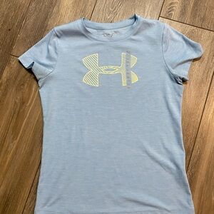 Under Armour Light Blue woman’s size M /  T-Shirt